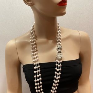 3 row pearls necklace with pave panther face clasp handmade in the USA